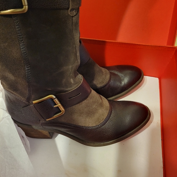 Donald j pliner Boots Size 7 - Picture 7 of 10